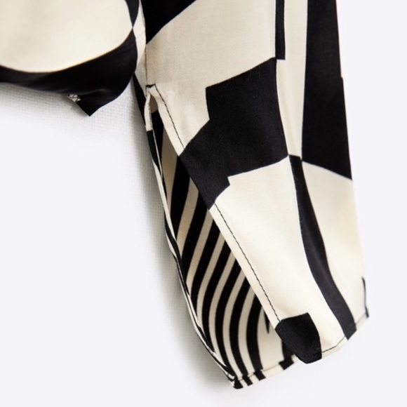 NEW Zara Pleat Neck Mod Geometric Top - Picture 6 of 12